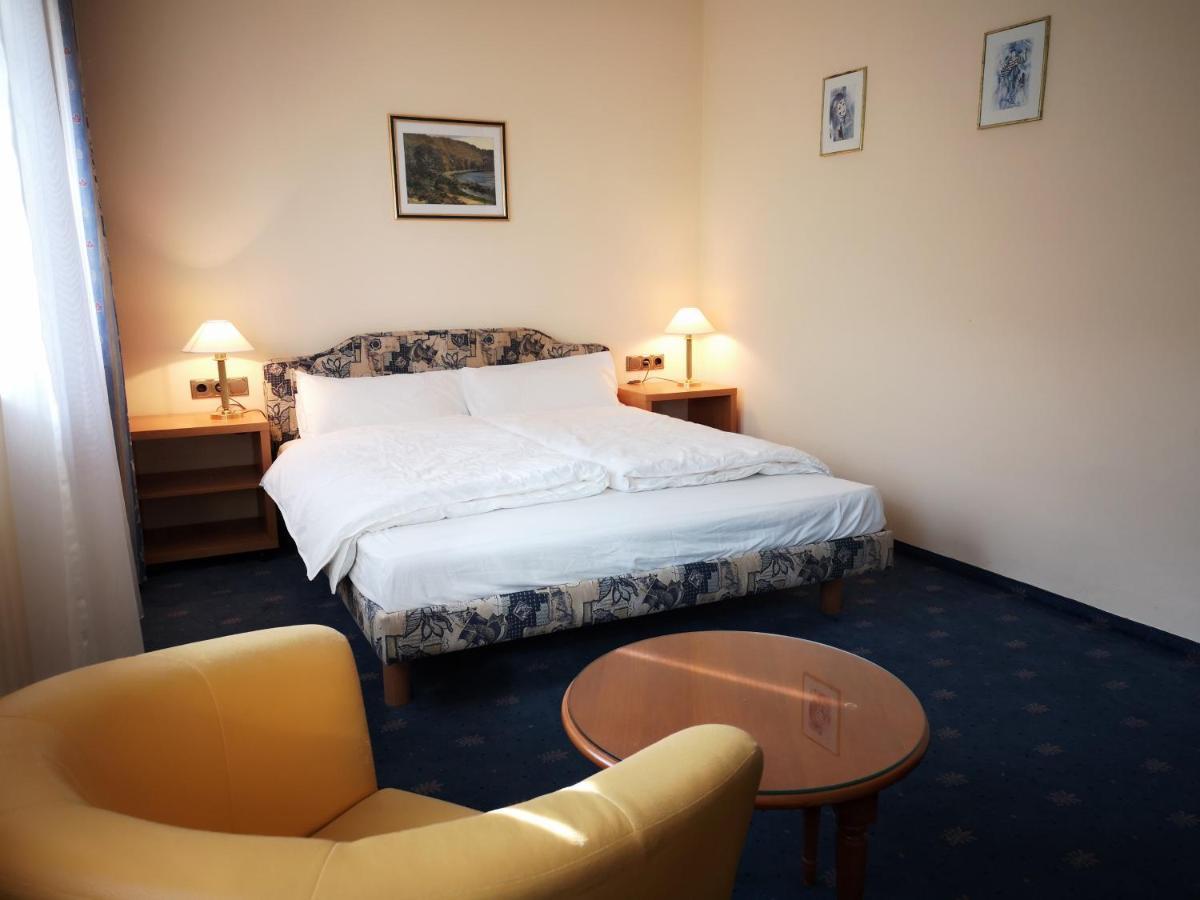 Landhotelullrich Baumholder Εξωτερικό φωτογραφία